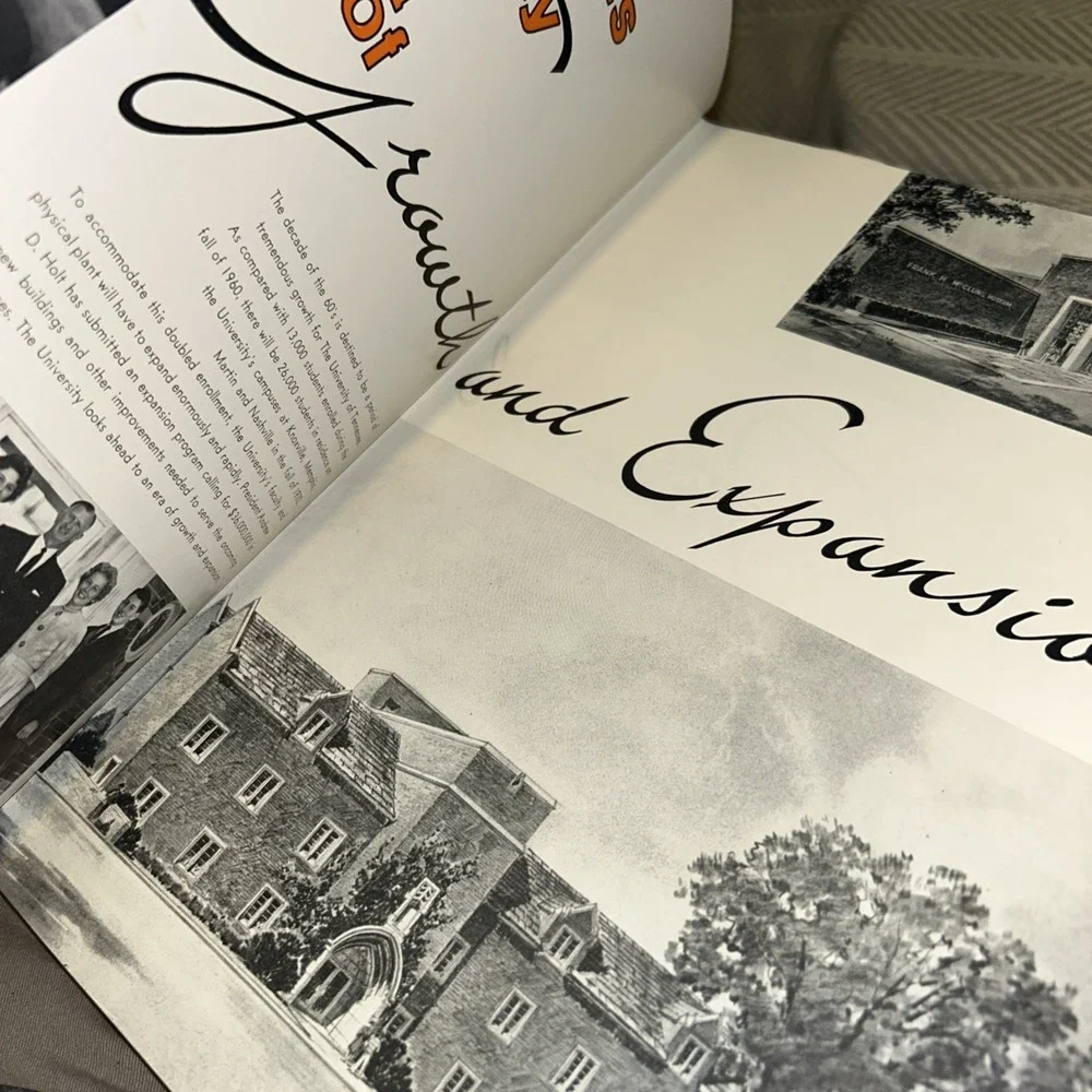 1961 Volunteer University Of Tennessee Knoxville‎ Yearbook Annual Vols